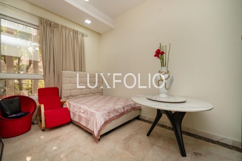 Villa à Jumeirah Village Circle, Dubai, 5 chambres, 545 m², № 45896 - photo 13
