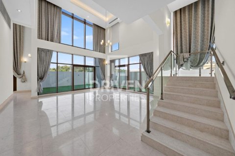 Villa in Meydan, Dubai 6 bedrooms, 554.82 sq.m. № 129563 - photo 16