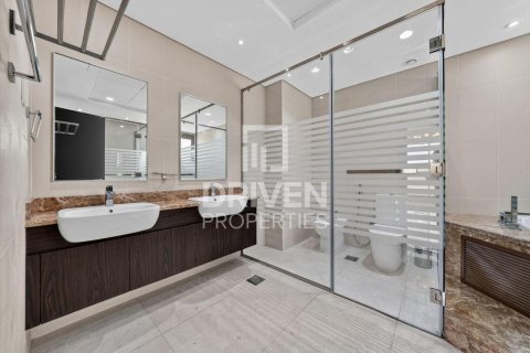 Villa in Meydan, Dubai 6 bedrooms, 554.82 sq.m. № 129563 - photo 11