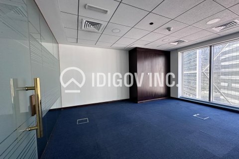 Снять в аренду офис в Бизнес-Бэе, Дубай: 112м², № 38315 - фото 3