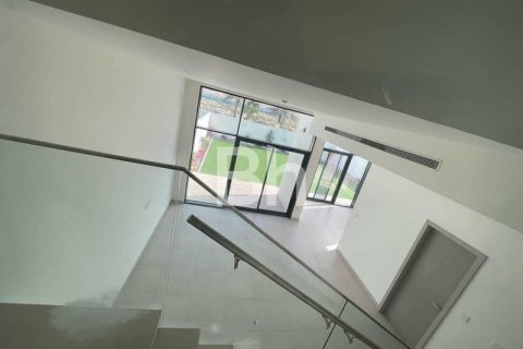 Снять в аренду таунхаус в Al Furjan, Дубай: 4 спальни, 365м², № 22989 - фото 8