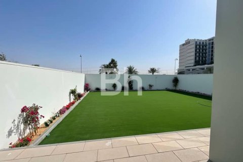 Снять в аренду таунхаус в Al Furjan, Дубай: 4 спальни, 365м², № 22989 - фото 10