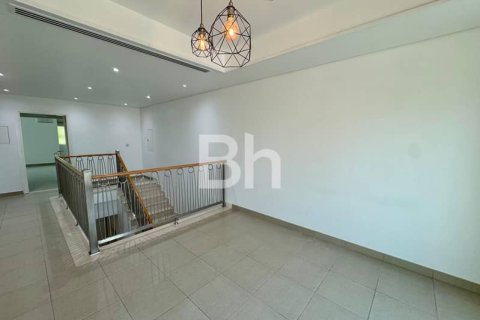 Снять в аренду таунхаус в Al Furjan, Дубай: 3 спальни, 224м², № 22990 - фото 8