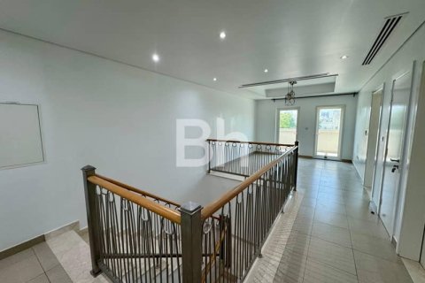 Снять в аренду таунхаус в Al Furjan, Дубай: 3 спальни, 224м², № 22990 - фото 7
