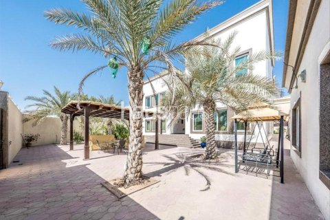 فيلا في الخوانيج, دبي 7 غرف نوم , 1035 م² رقم 44259 - صورة 1