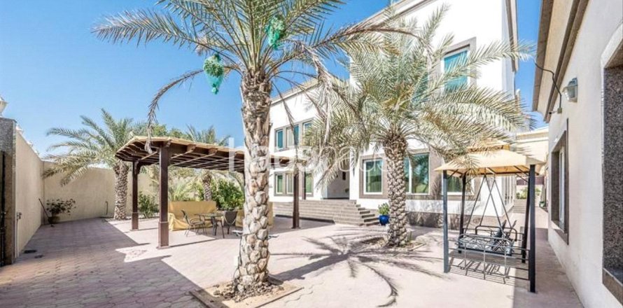 فيلا في الخوانيج, دبي 7 غرف نوم , 1035 م² رقم 44259