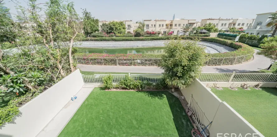 Вилла в The Springs, Дубай, 3 спальни, 228м², № 62288