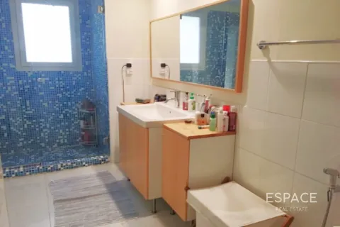 Villa in Springs 10, The Springs, Dubai 4 bedrooms, 288 sq.m. № 62292 - photo 9