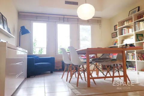 Villa in Springs 10, The Springs, Dubai 4 bedrooms, 288 sq.m. № 62292 - photo 2