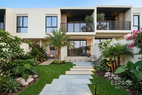 Maison de ville à Jebel Ali, Dubai, 3 chambres, 255 m², № 122616