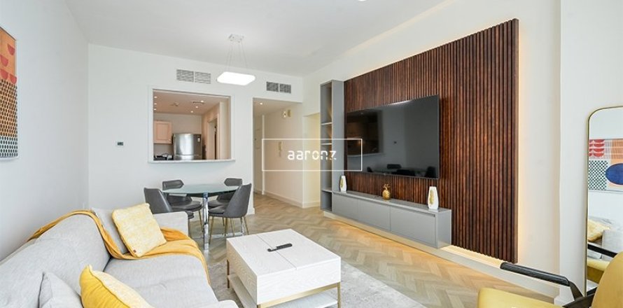 Apartment in Jumeirah Lake Towers, Dubai 2 bedrooms, 90.1 sq.m. № 42627