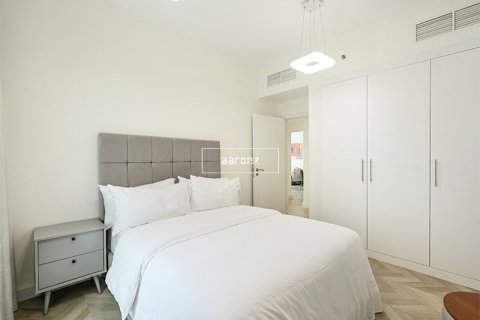 Apartment in Jumeirah Lake Towers, Dubai 2 bedrooms, 90.1 sq.m. № 42627 - photo 7