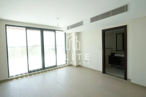 Снять в аренду таунхаус в Silver Springs, DAMAC Hills (Akoya by DAMAC), Дубай: 6 спален, 340м², № 89650 - фото 8