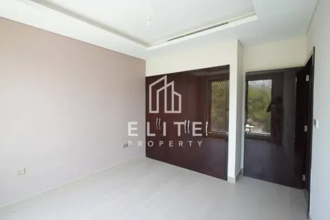 Снять в аренду таунхаус в Silver Springs, DAMAC Hills (Akoya by DAMAC), Дубай: 6 спален, 340м², № 89650 - фото 7