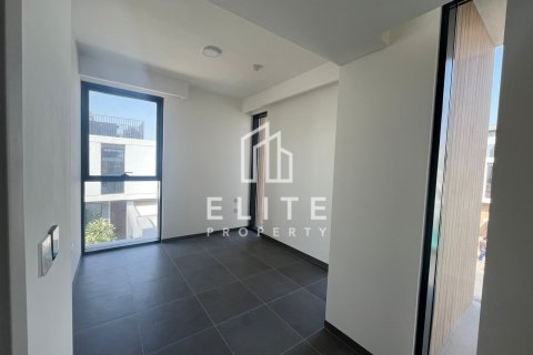 Снять в аренду виллу в Дубае: 4 спальни, № 89655 - фото 10