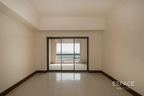 Снять в аренду квартиру в Пальме Джумейре, Дубай: 2 спальни, 175м², № 61998 - фото 6