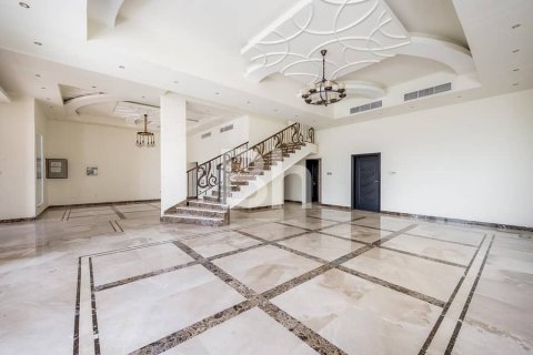 Villa à Al Barsha, Dubai, 5 chambres, 958 m², № 57599 - photo 1