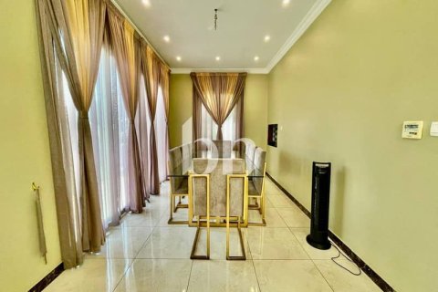 Купить виллу в The Villa, Дубай: 5 спален, 561м², № 57601 - фото 12