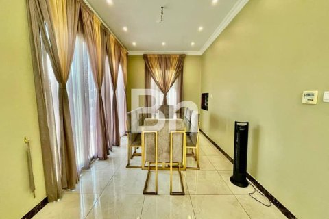 Villa en The Villa, Dubai, 5 dormitorios, 561 m², № 57601 - foto 20