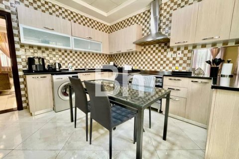 Villa en The Villa, Dubai, 5 dormitorios, 561 m², № 57601 - foto 17