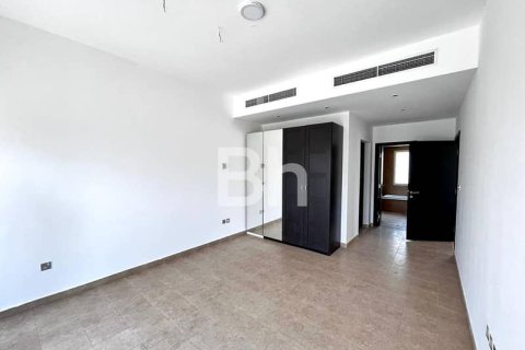 Villa in Jumeirah Village Triangle, Dubai 2 bedrooms, 62 sq.m. № 24894 - photo 12