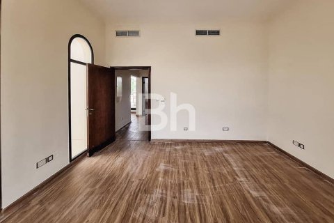 Townhouse in Mudon, Dubai 4 bedrooms, 352 sq.m. № 24888 - photo 2