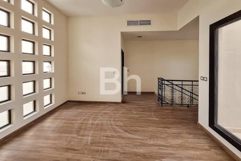Townhouse in Mudon, Dubai 4 bedrooms, 352 sq.m. № 24888 - photo 9