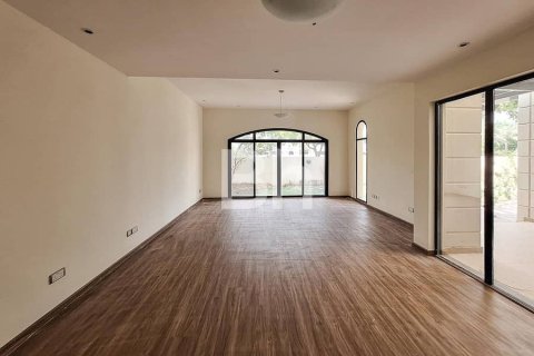 Townhouse in Mudon, Dubai 4 bedrooms, 352 sq.m. № 24888 - photo 11