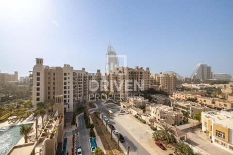 Appartement à Madinat Jumeirah Living, Umm Suqeim, Dubai, 2 chambres, 138 m², № 19737 - photo 2