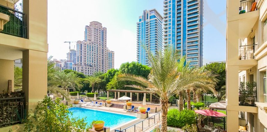 Apartamento en The Views, Dubai, 2 dormitorios, 140 m², № 62604