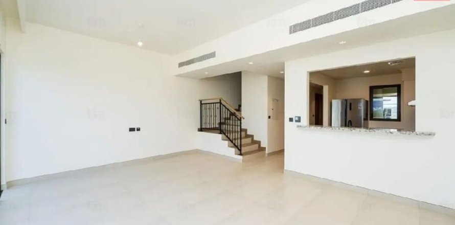 Townhouse in Dubai 4 bedrooms, 145.2 sq.m. № 139619