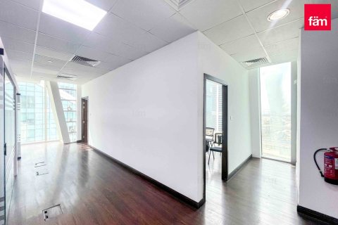 Oficina en Business Bay, Dubai, 103.8 m², № 60205 - foto 8