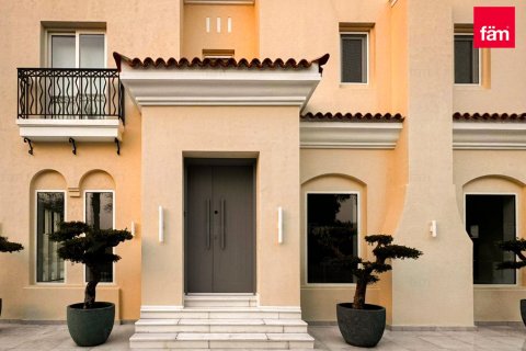 Купить виллу в Дубае: 6 спален, 755.5м², № 60206 - фото 18