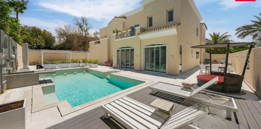 Вилла в Дубае, 6 спален, 755.5м², № 60206