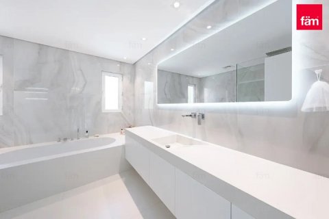 Купить виллу в Дубае: 6 спален, 755.5м², № 60206 - фото 11