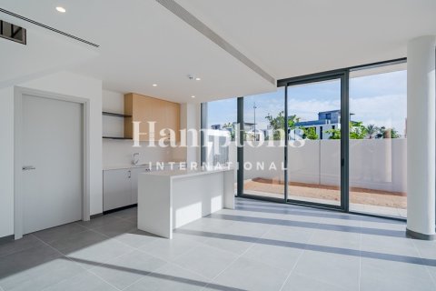 Villa en Arabian Ranches 3, Dubai, 5 dormitorios, 420.01446300 m², № 98196 - foto 13