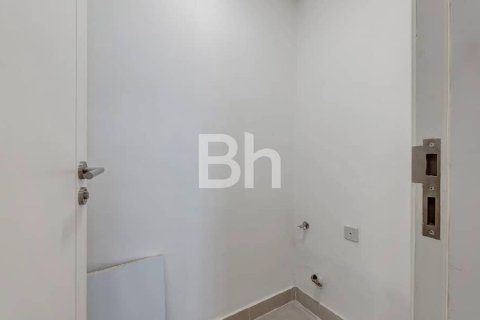 Снять в аренду квартиру в Джумейра Гольф Эстейтс, Дубай: 2 спальни, 127м², № 24330 - фото 13