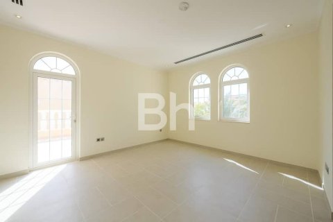 Villa in Jumeirah Park, Dubai 5 bedrooms, 435 sq.m. № 24327 - photo 14