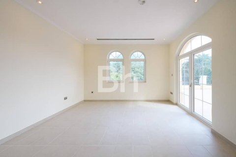 Villa in Jumeirah Park, Dubai 5 bedrooms, 435 sq.m. № 24327 - photo 18