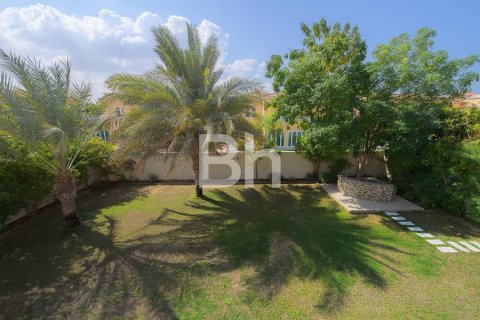 Villa in Jumeirah Park, Dubai 5 bedrooms, 435 sq.m. № 24327 - photo 8
