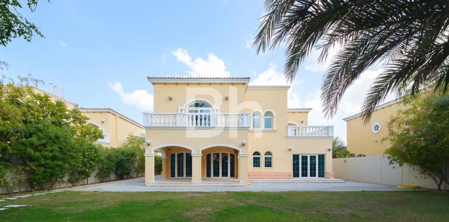 Villa in Jumeirah Park, Dubai 5 bedrooms, 435 sq.m. № 24327