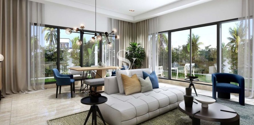 Townhouse in Dubai Investment Park, Dubai 5 bedrooms, 220 sq.m. № 114610