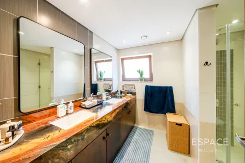 Adosado en Al Furjan, Dubai, 3 dormitorios, 262 m², № 71034 - foto 15