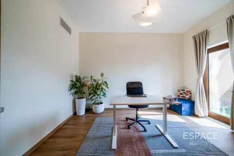 Adosado en Al Furjan, Dubai, 3 dormitorios, 262 m², № 71034 - foto 14