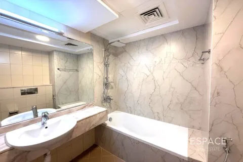 Appartement à Jumeirah Lake Towers, Dubai, 1 chambre, 89 m², № 71031 - photo 4