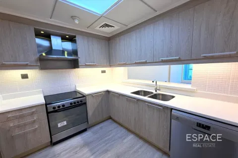 Appartement à Jumeirah Lake Towers, Dubai, 1 chambre, 89 m², № 71031 - photo 3