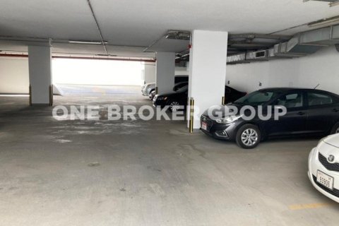 Office in Al Quoz, Dubai 3344.5 sq.m. № 221 - photo 10