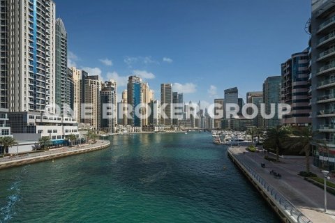 Купить здание в Дубай Марине, Дубай: 30950.2м², № 215 - фото 3