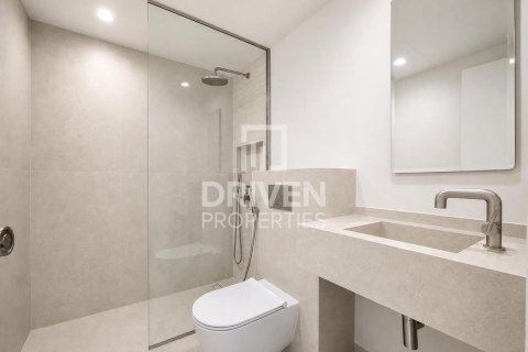Apartment in The Lofts, Downtown Dubai (Downtown Burj Dubai), Dubai 2 bedrooms, 120.5 sq.m. № 126881 - photo 14