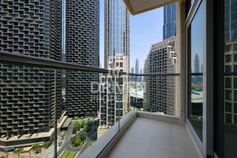 Apartment in The Lofts, Downtown Dubai (Downtown Burj Dubai), Dubai 2 bedrooms, 120.5 sq.m. № 126881 - photo 18